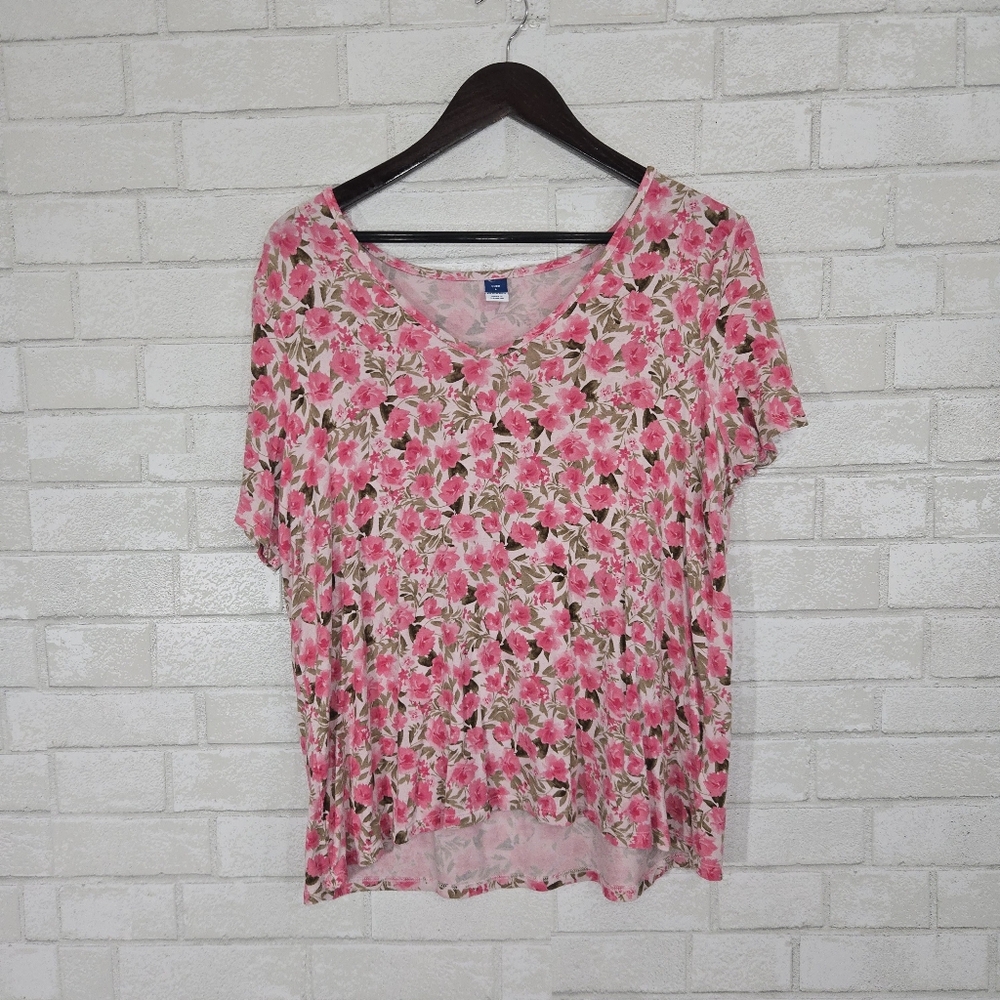 Old Navy Luxe cute floral tee
